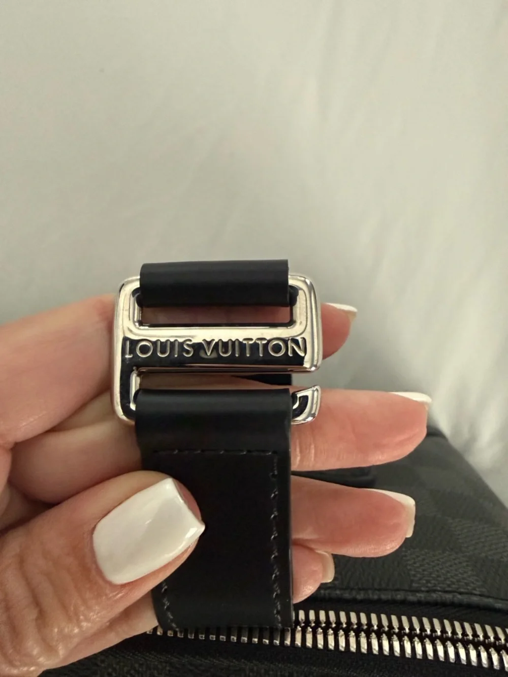 Louis Vuitton Pegase Carry-On - Picture 4 of 13